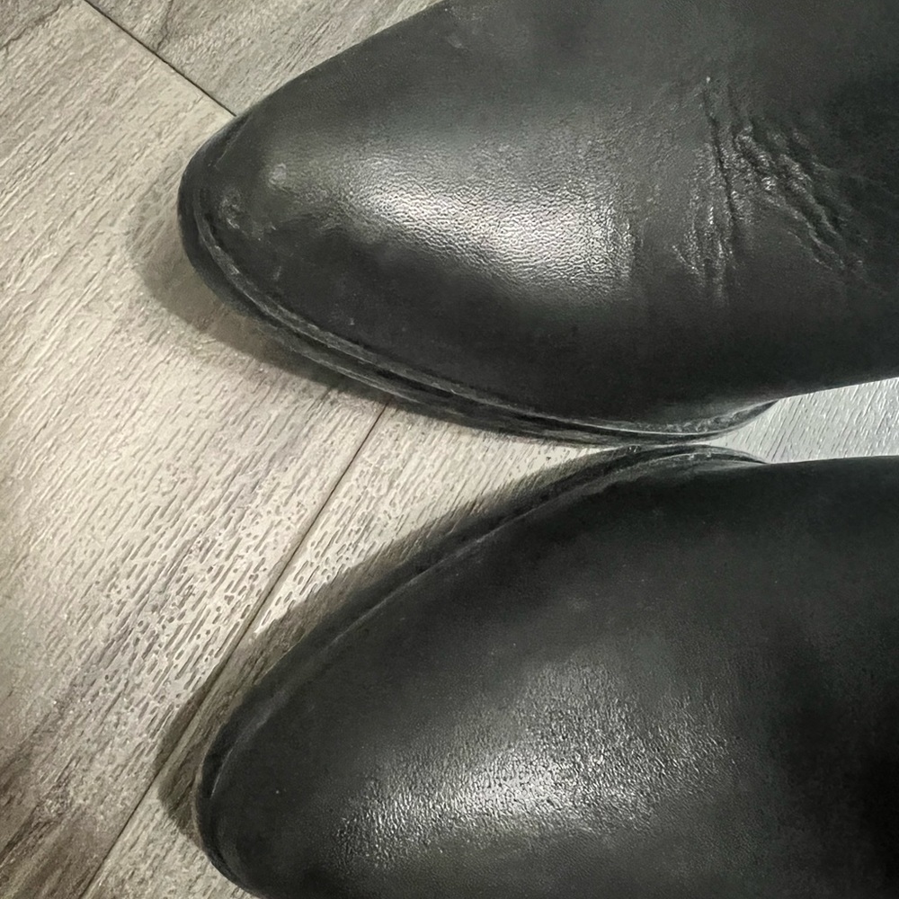 BCBG booties - Picture 7 of 8